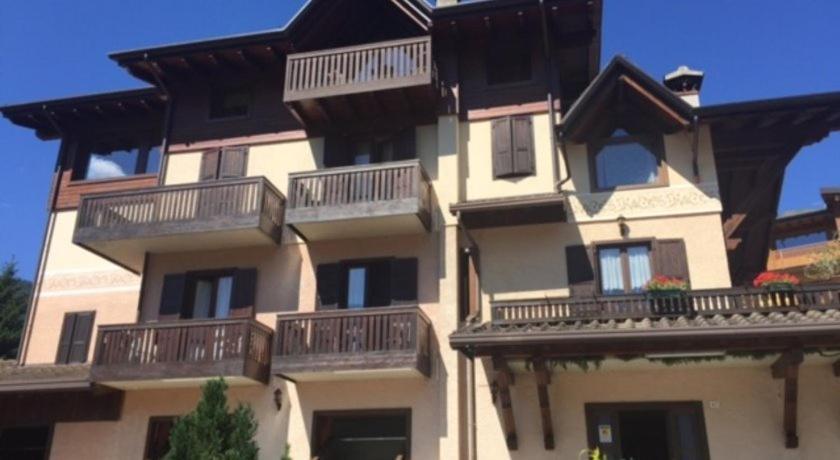 Albergo Quai Monno Экстерьер фото